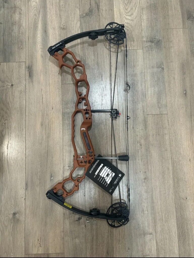 APA Black Mamba 31 - Elite Compound Bows & Tagpoint Inc.