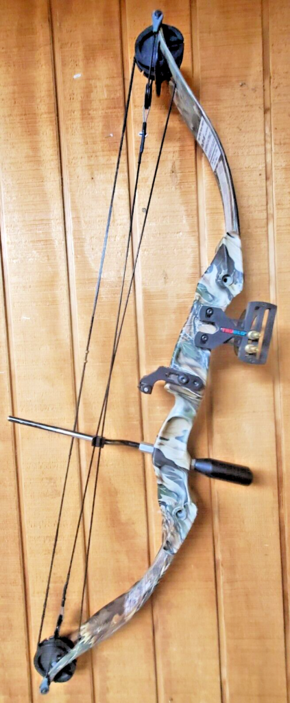 Bear Archery Badge Compound Youth Bow Right Hand, 30-40# 24-26" Package - Elite Compound Bows & Tagpoint Inc.