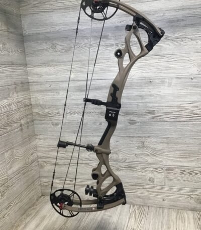 Bowtech Carbon One Flat Dark Earth 60-70# - Elite Compound Bows & Tagpoint Inc.