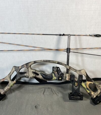 Hoyt Trykon Sport Camo Bow - Elite Compound Bows & Tagpoint Inc.