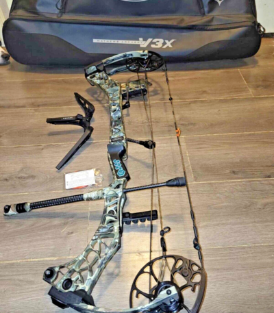 MATHEWS V3X 33 BOW 29" 75LBS RH - HIGH END EXTRAS & Custom case - Elite Compound Bows & Tagpoint Inc.